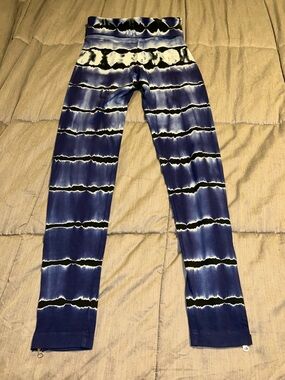 NEW Hard Tail Zippered Navy and White Tie-Dye Stripe Leggings Sz S